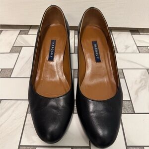 Margaux Black Leather Block Heel Pumps Size 37.5 / 7.5